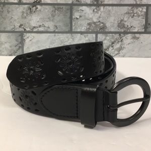 NWT Black belt XL
